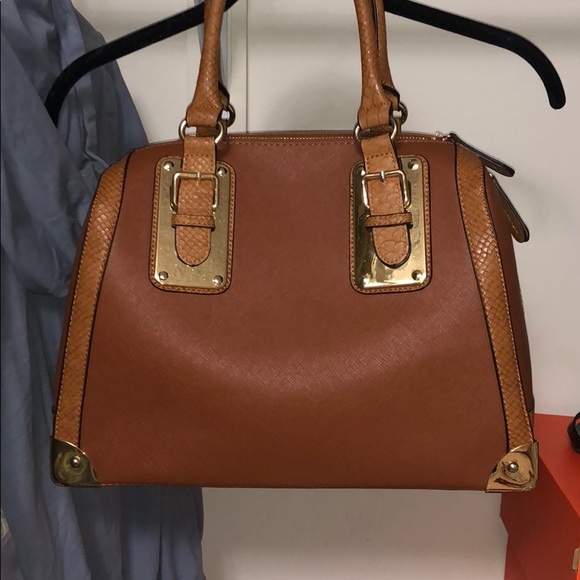 Stylish Aldo Purse - Picture 1 of 4